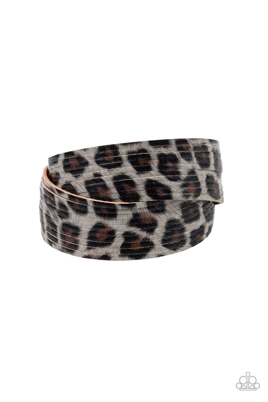 Paparazzi Hey GRRirl Silver Single Wrap Snap Bracelet - P9UR-SVXX-166XX