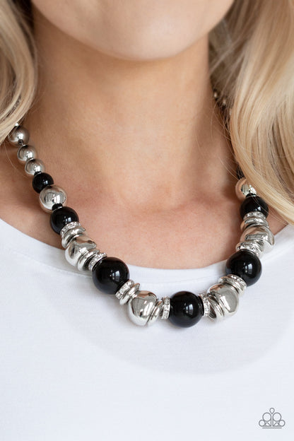 Paparazzi Hollywood HAUTE Spot Black Short Necklace