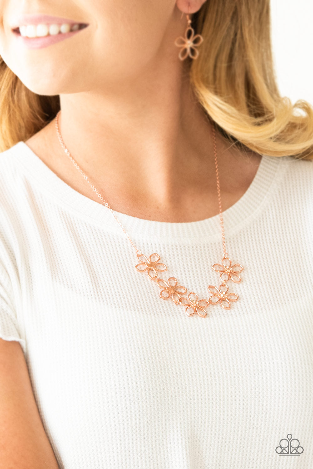 Paparazzi Hoppin' Hibiscus Copper Short Necklace