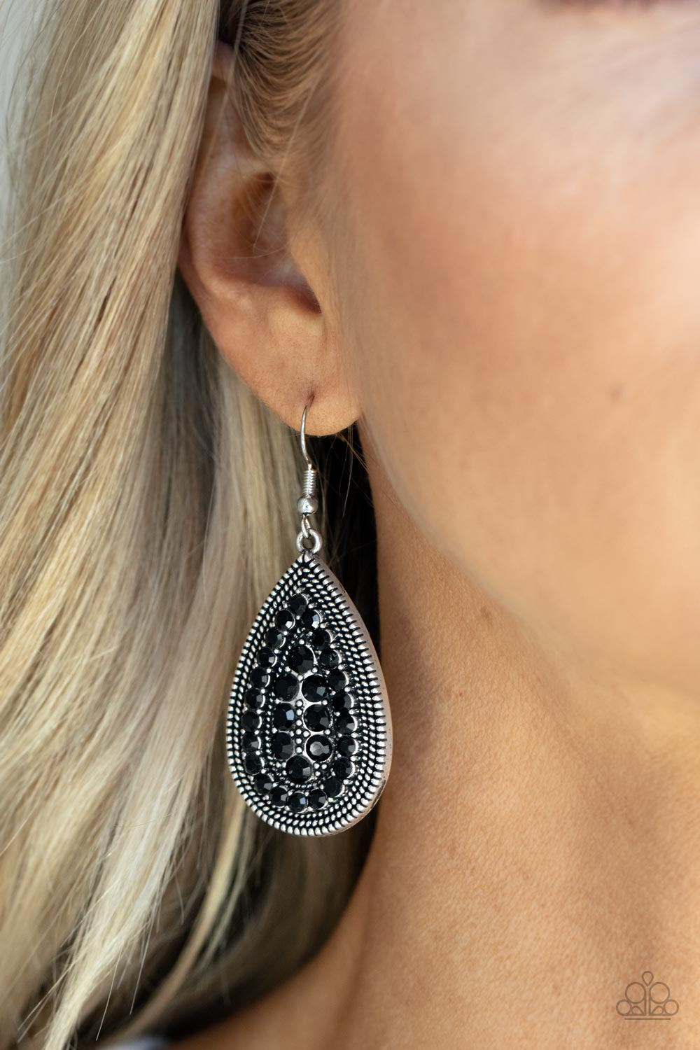 Paparazzi Interstellar Idol Black Fishhook Earrings