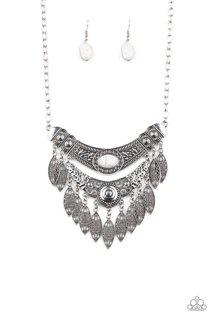 Paparazzi Island Queen White Stone Short Necklace