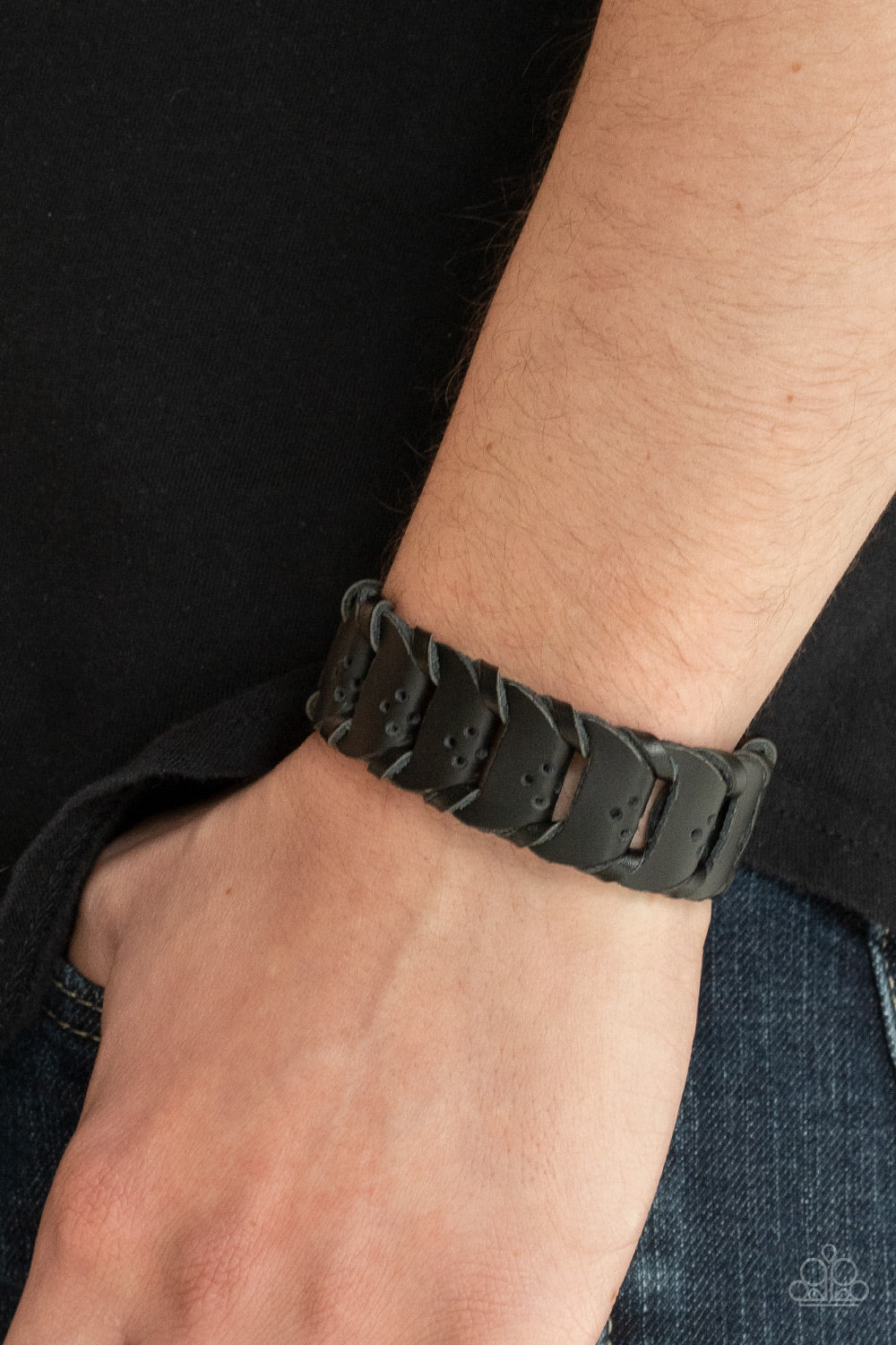 Paparazzi Knocked For A Loop Black Single Wrap Snap Bracelet