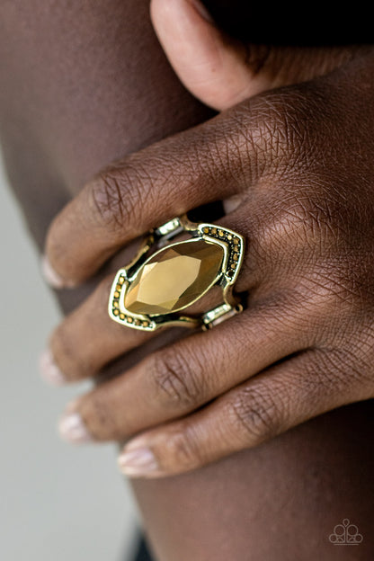 Paparazzi Leading Luster Brass Ring