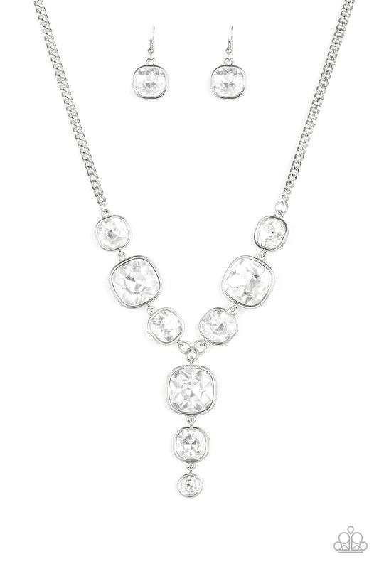 Paparazzi Legendary Luster White Short Necklace - P2ST-WTXX-073XX