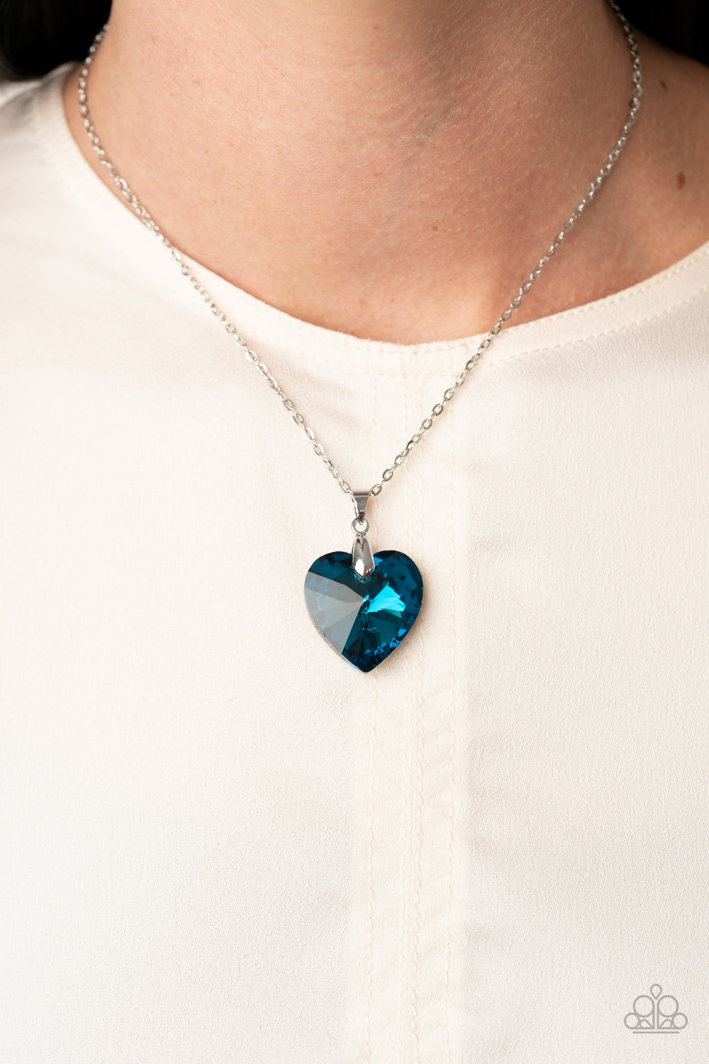 Paparazzi Love Hurts Blue Short Necklace