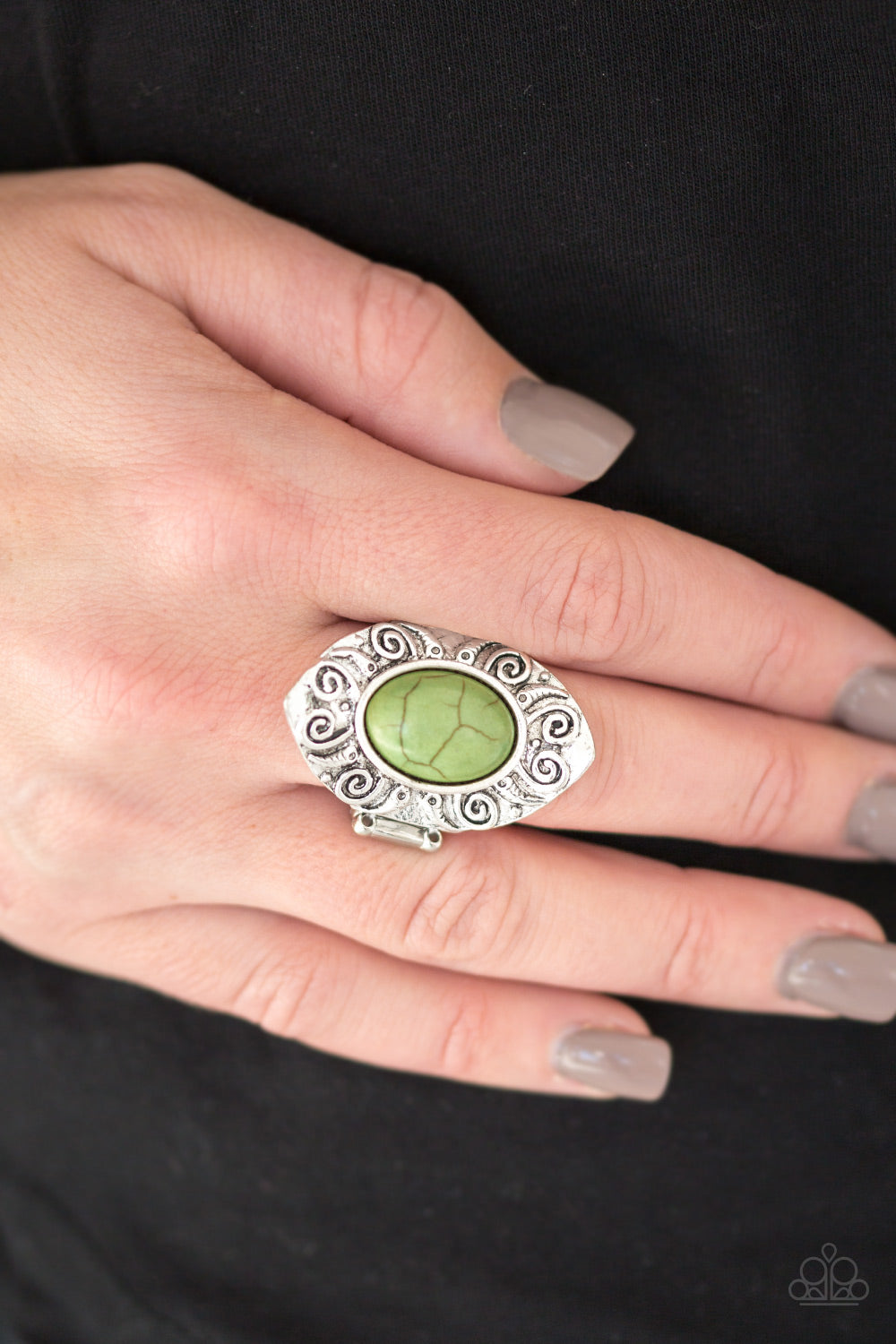 Paparazzi Mega Mother Nature Green Stone Ring