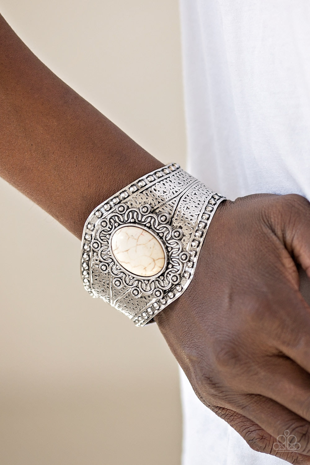 Paparazzi Mojave Majesty White Cuff Bracelet