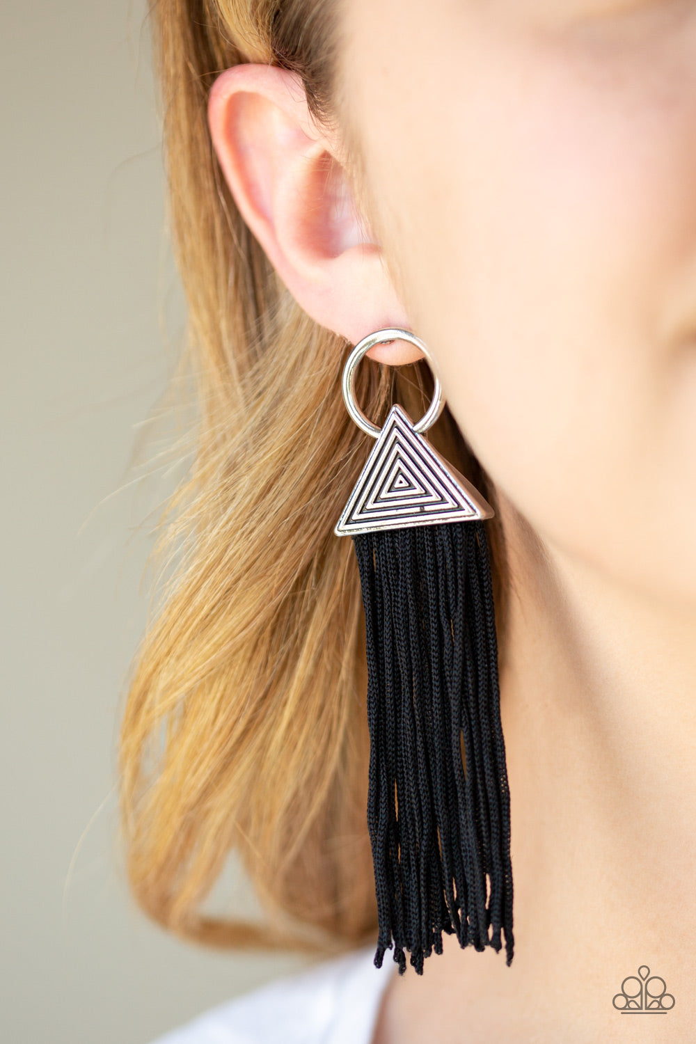 Paparazzi Oh My Giza Black Post Earrings