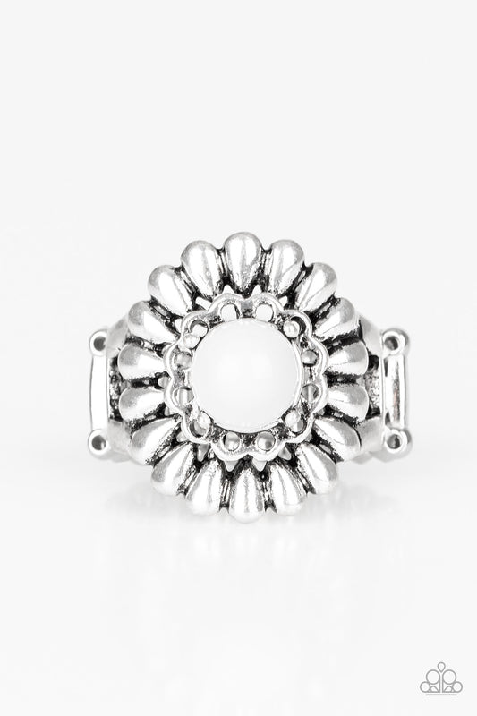 Paparazzi Poppy Pep White Ring