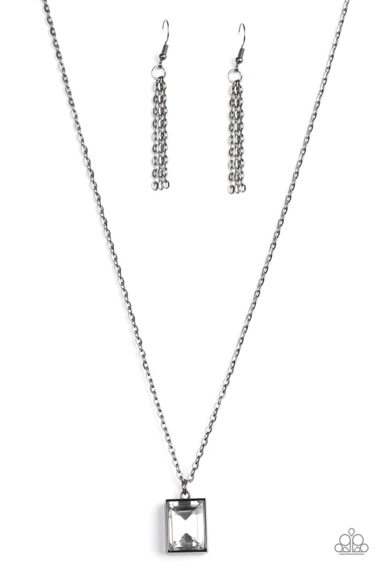 Paparazzi Pro Edge Black Short Necklace