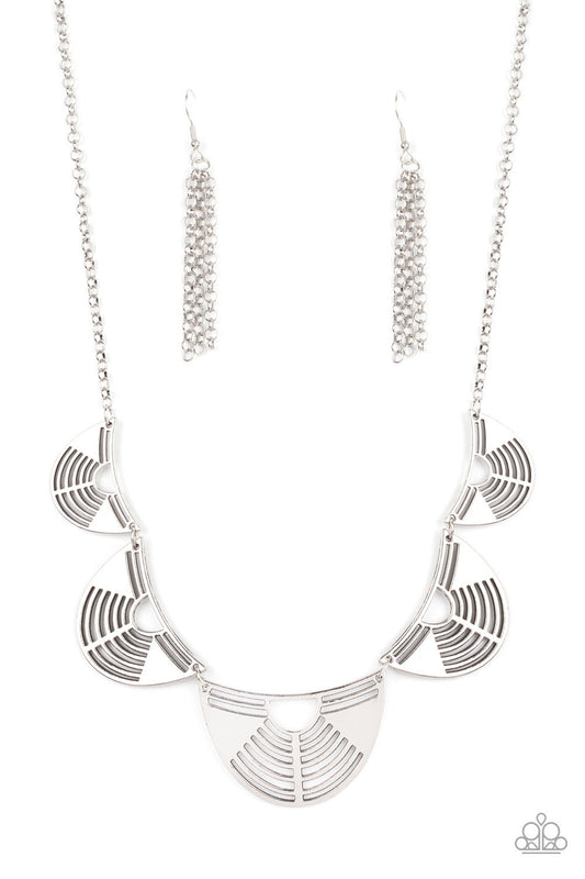 Paparazzi Record-Breaking Radiance Silver Short Necklace