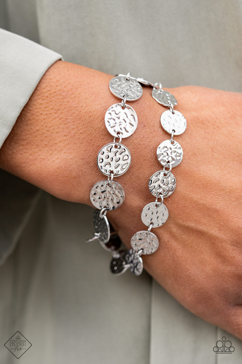 Paparazzi Rooted To The Spotlight Silver Clasp Bracelet - Fashion Fix Magnificent Musings February 2021