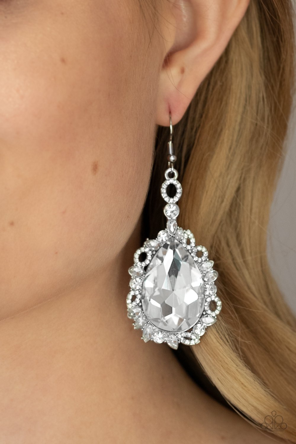 Paparazzi Royal Recognition White Fishhook Earrings
