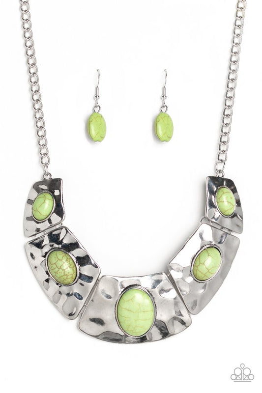 Paparazzi Ruler In Favor Green Short Necklace