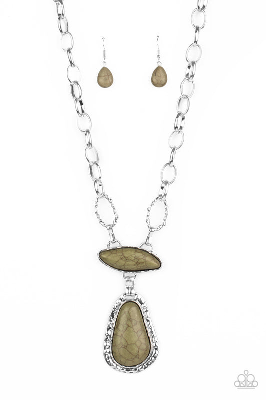 Paparazzi Rural Rapture Green Stone Short Necklace