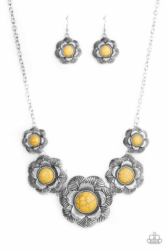 Paparazzi Santa Fe Hills Yellow Stone Short Necklace