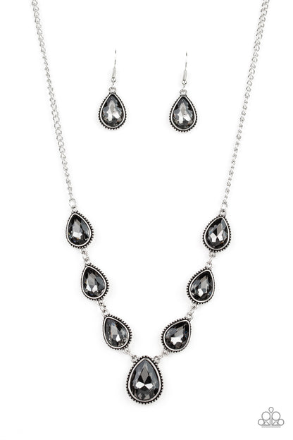 Paparazzi Socialite Social Silver Short Necklace