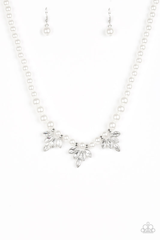 Paparazzi Society Socialite White Short Necklace - P2RE-WTXX-327XX