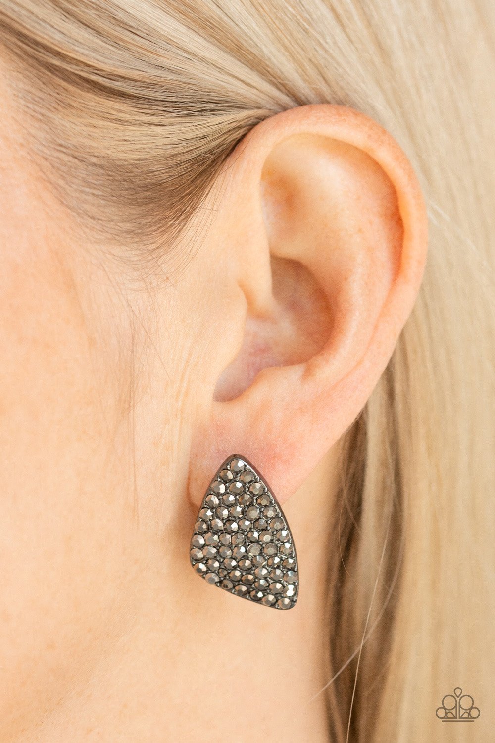 Paparazzi Supreme Sheen Black Post Earrings - P5PO-BKXX-130XX