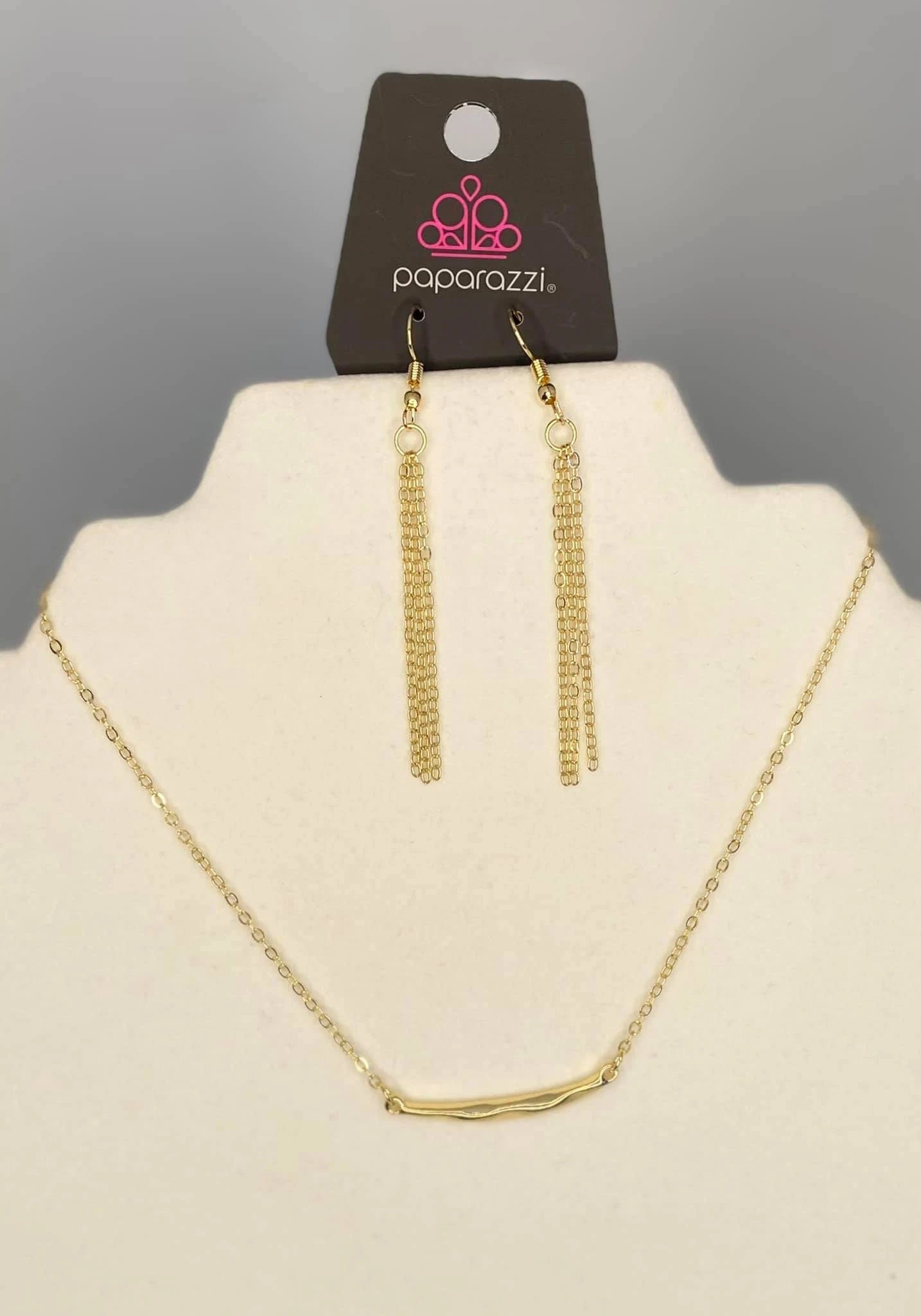 Paparazzi Taking It Easy Gold Choker Necklace - Fashion Fix Exclusive January 2021
