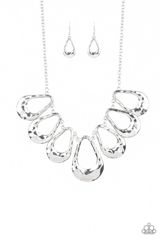 Paparazzi Teardrop Envy Silver Short Necklace