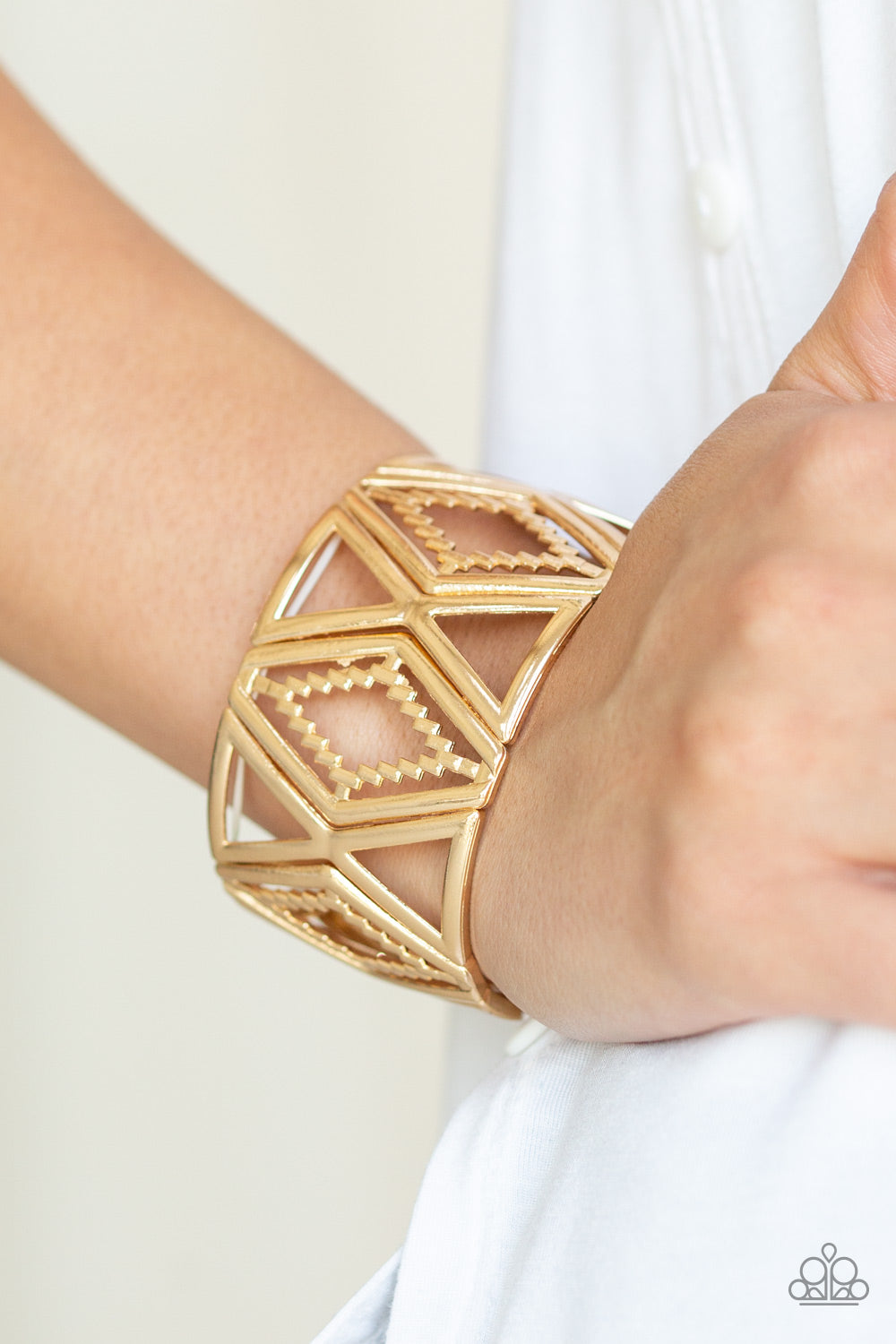 Paparazzi Textile Tango Gold Stretch Bracelet