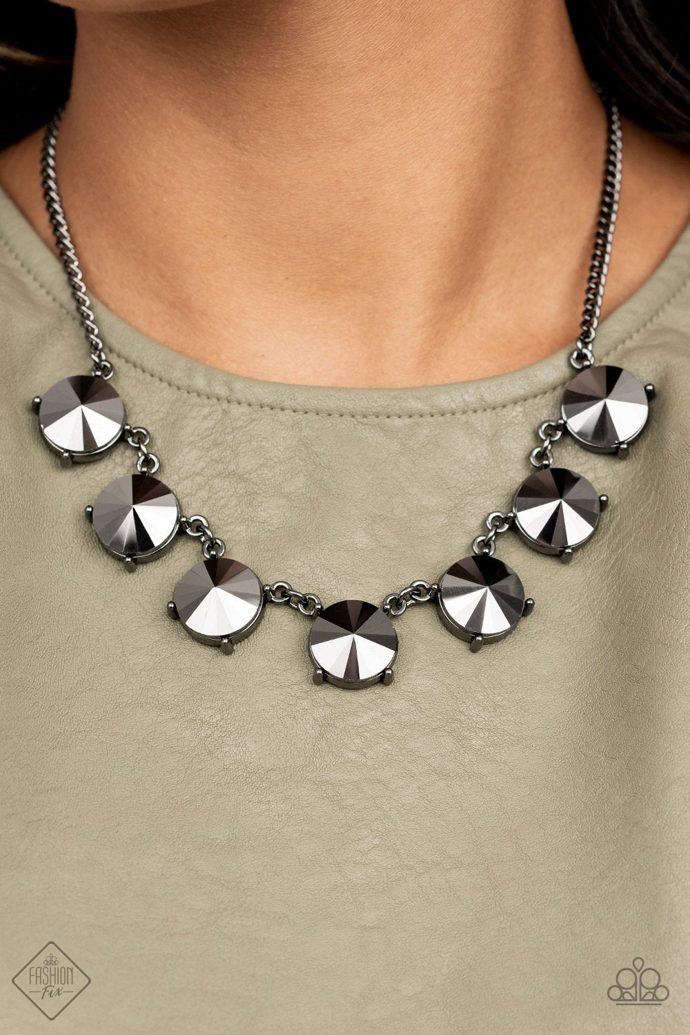 Paparazzi The SHOWCASE Must Go On Black Short Necklace - Fashion Fix Magnificent Musings September 2021
