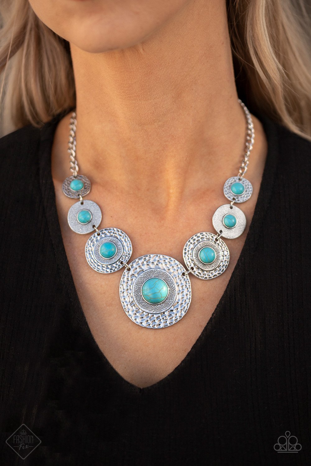 Paparazzi Tiger Trap Blue Stone Short Necklace - Fashion Fix Simply Santa Fe January 2020
