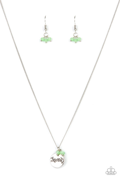 Paparazzi Warm My Heart Green Short Necklace - P2WD-GRXX-092XX